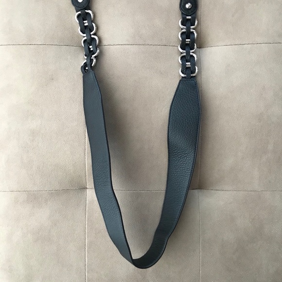 New Vince Camuto black leather bag strap - Picture 6 of 6